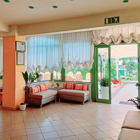 Costa Del Sole Only Room Milano Marittima Kültér fotó