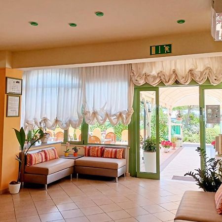 Costa Del Sole Only Room Milano Marittima Kültér fotó