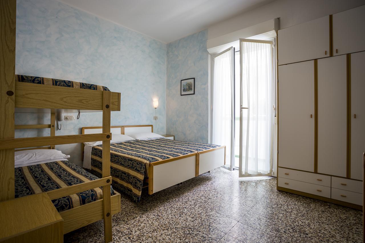 Costa Del Sole Only Room Milano Marittima Kültér fotó