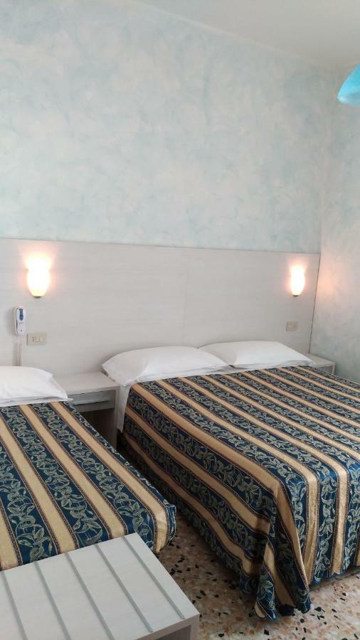 Costa Del Sole Only Room Milano Marittima Kültér fotó