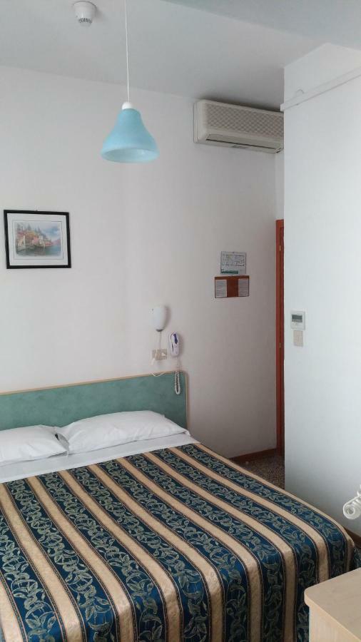 Costa Del Sole Only Room Milano Marittima Kültér fotó