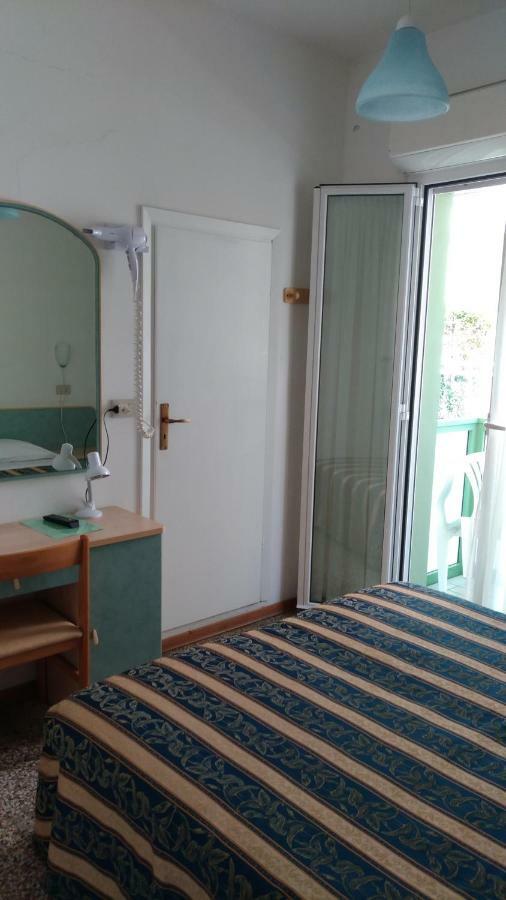 Costa Del Sole Only Room Milano Marittima Kültér fotó